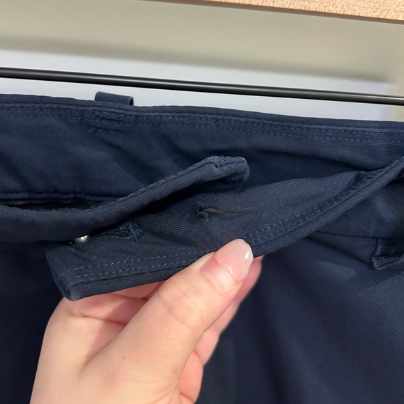 Lululemon Commission Pant Classic *Warpstreme 34"
True Navy size 32 GUC E0597 - Picture 9 of 10